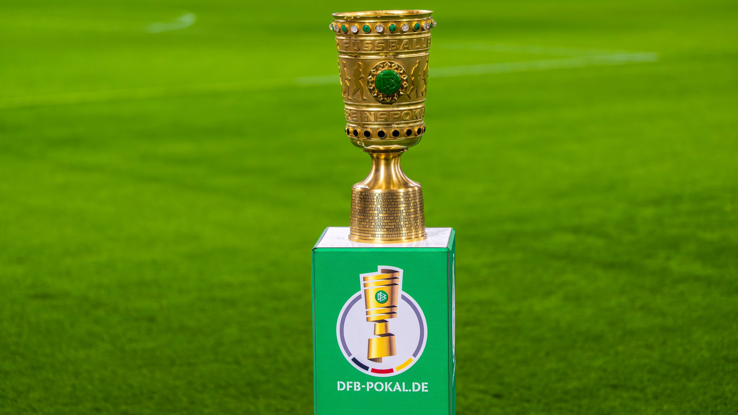 DFB-Pokal: Wer zeigt die Spiele heute live im Free-TV & Livestream?